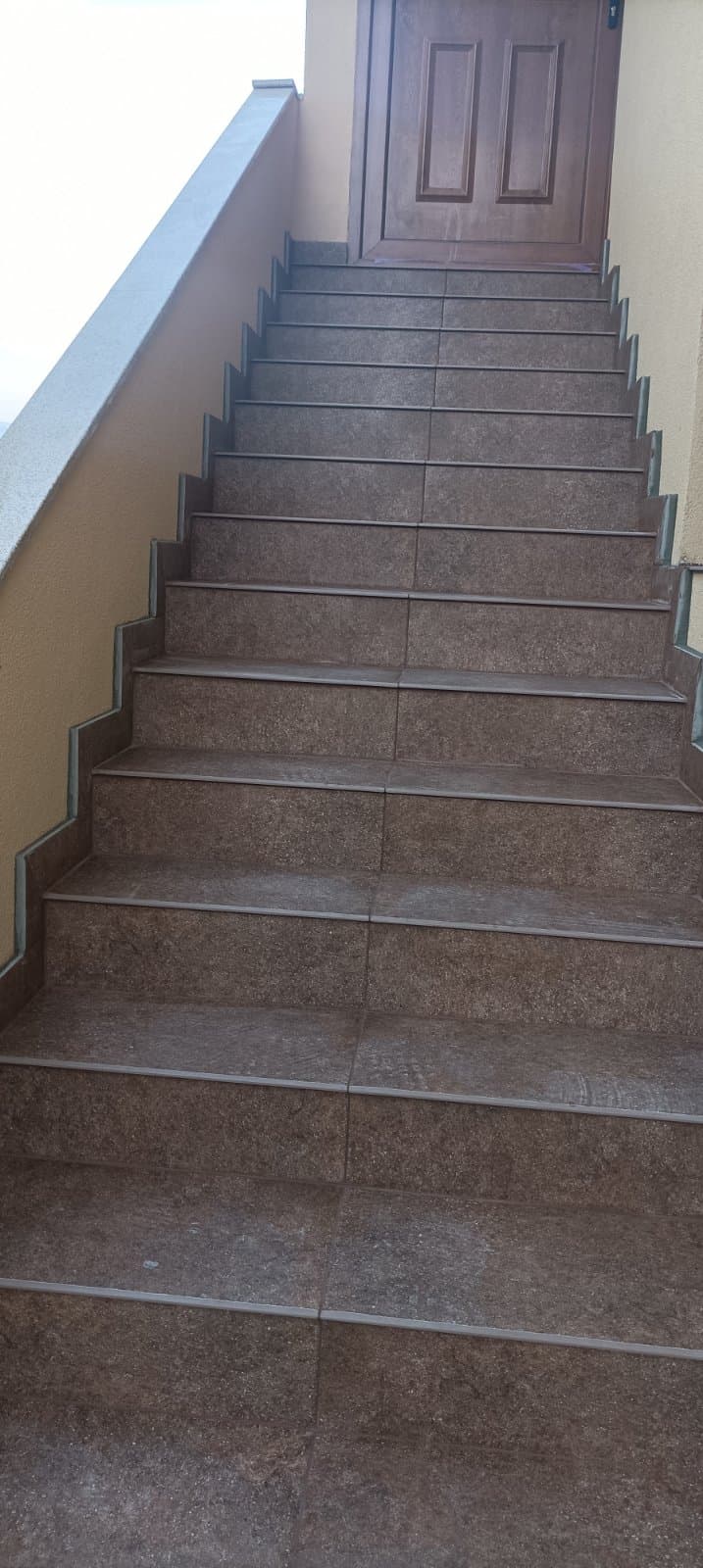 Скали и тераси 55